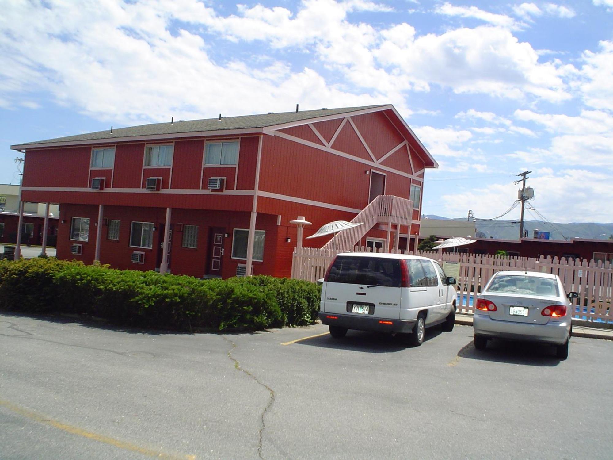 Avenue Motel Wenatchee Zewnętrze zdjęcie